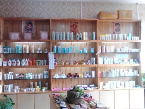 广州美容院美容护肤保养化妆品产品货源批发供应，种类全，保效果