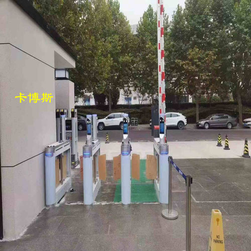 常州人脸识别闸机 金坛翼闸厂家 溧阳摆闸维修您身边的卡博斯