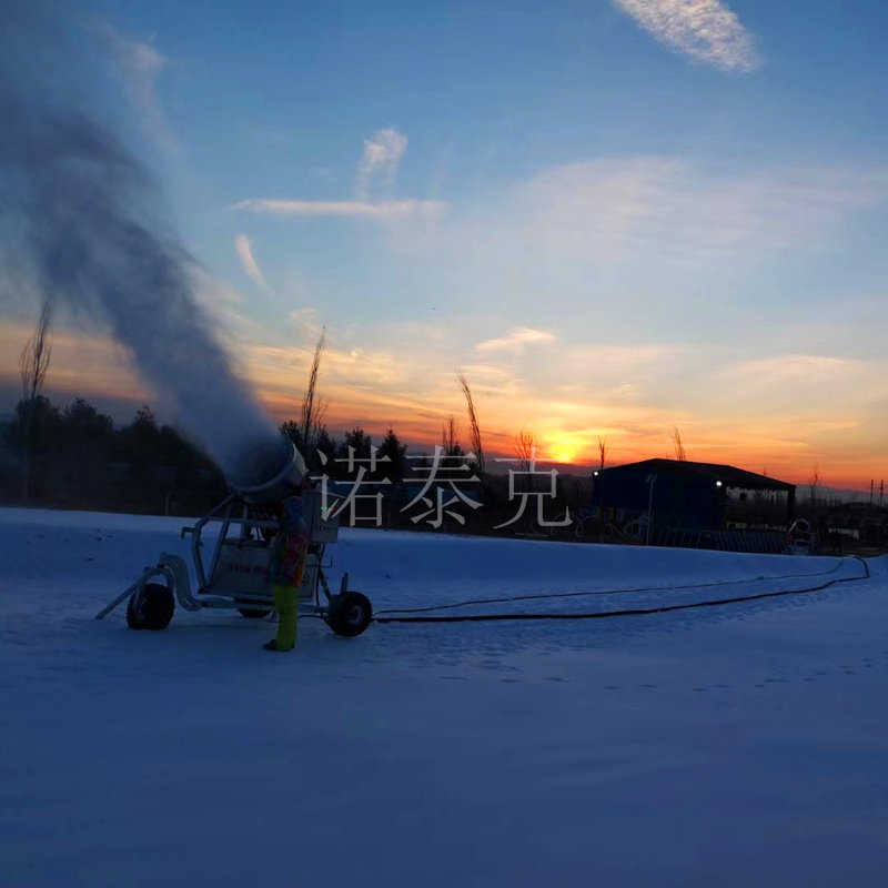 造雪设备稳定作业原因 七台河造雪机制雪含水量低