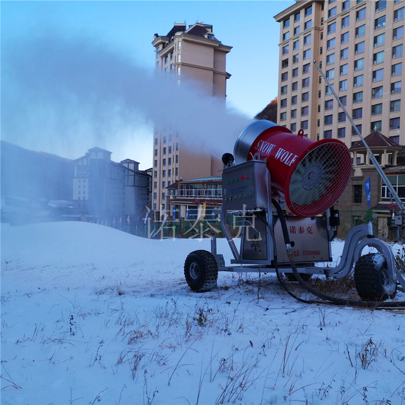 造雪设备出雪细腻原因 邯郸造雪机制雪雕冰挂