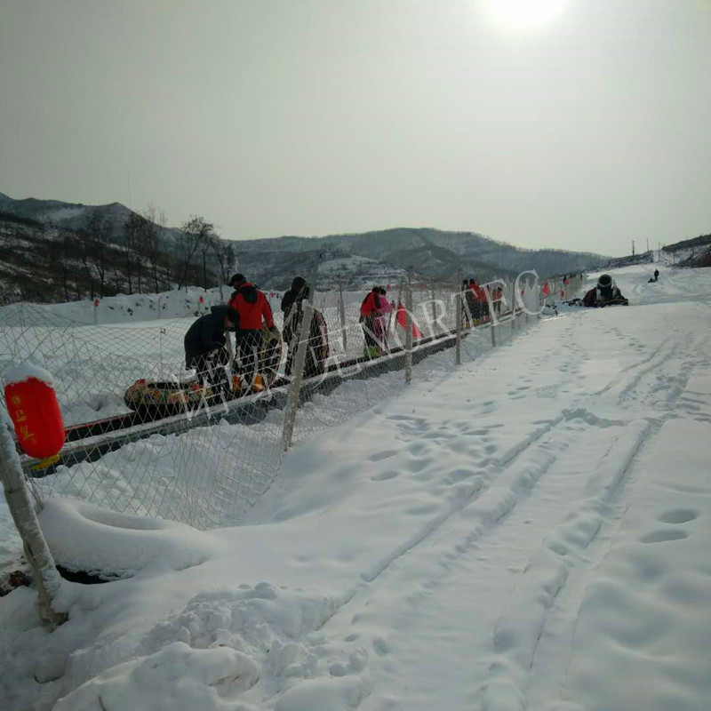 雪场魔毯电控柜安装 酒泉雪场传送带两种调速方法