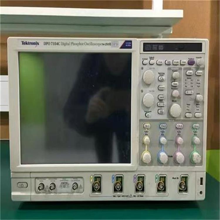 出售/回收/维修 泰克Tektronix MSO71604C 混合示波器