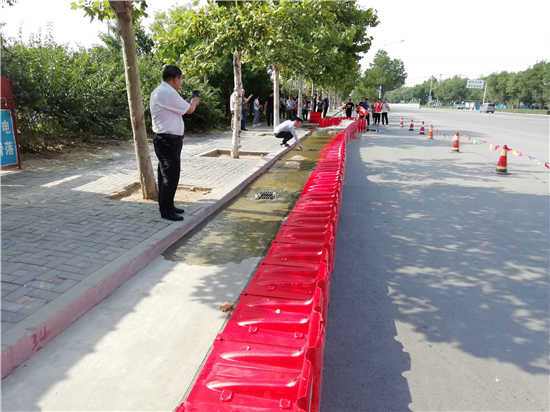 应急防汛抢险L型红色挡水板-安装迅速-水立克组合式挡水板
