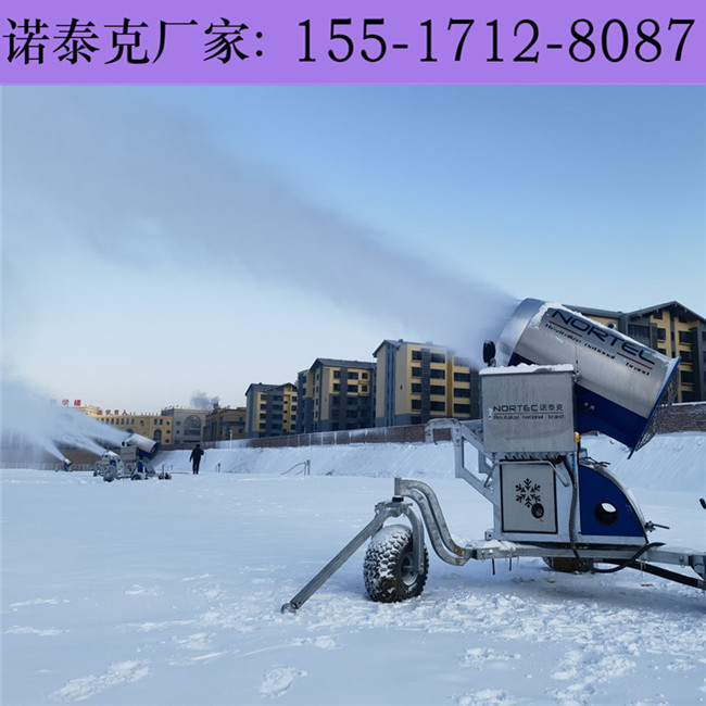 户外爬坡传送机魔毯输送带结构 雪地代步魔毯输送带乘坐特点