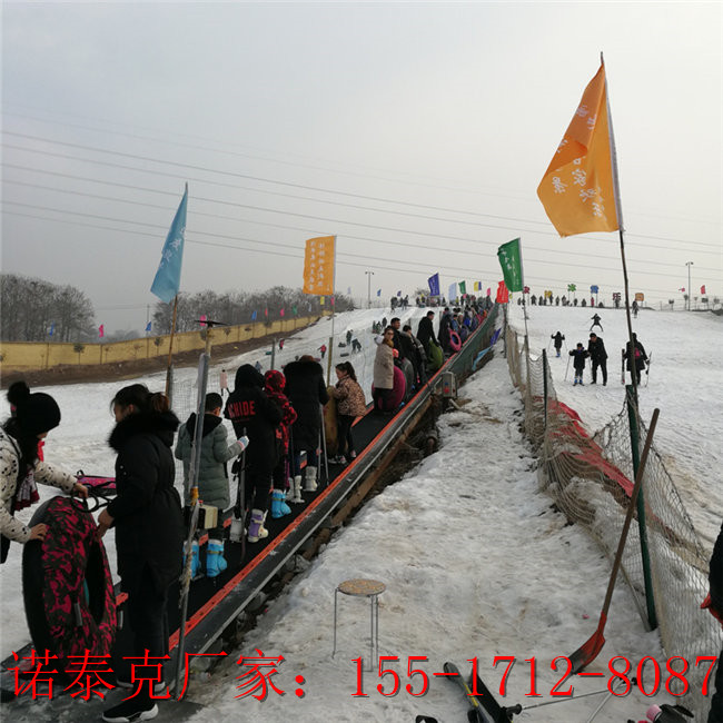 雪地载客电梯魔毯反季的养护问题 安装坡度可定制的景区云梯