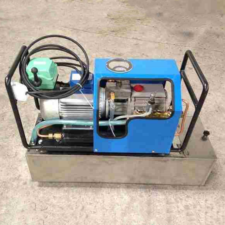 硫化机水压泵供应电动水压泵LB-7×10泵硫化机打压泵