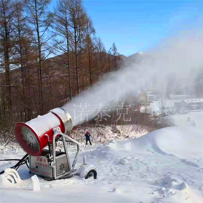 国产造雪机简介 山西滑雪场造雪机价格 诺泰克