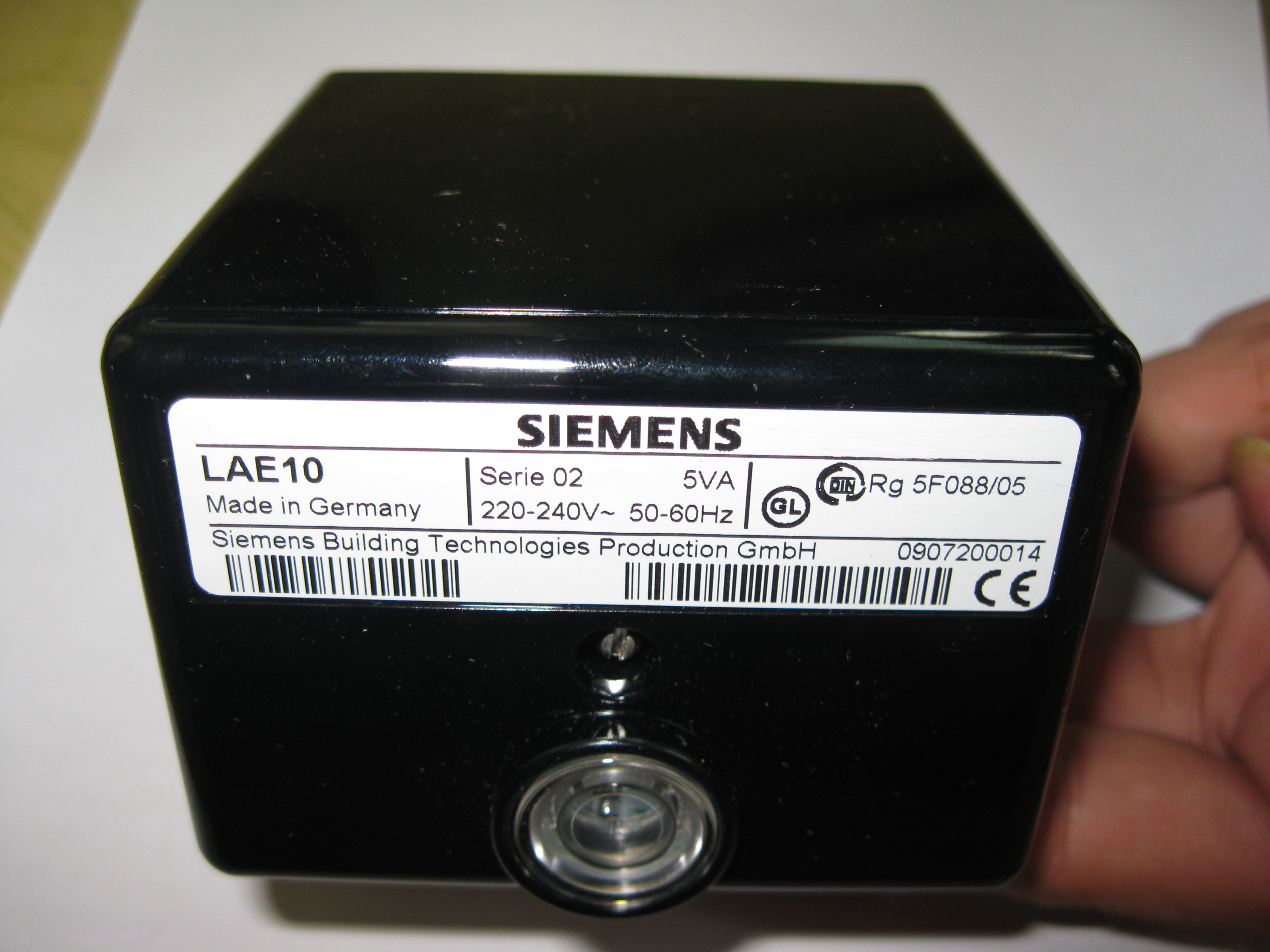 SIEMENS 西门子火焰控制器LAE10-110V