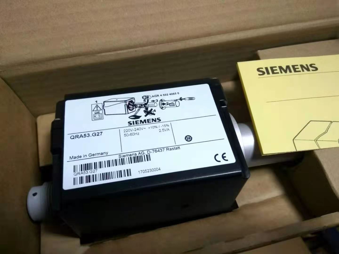 SIEMENS西门子火焰控制器电眼QRA53.C27  QRA53.D27