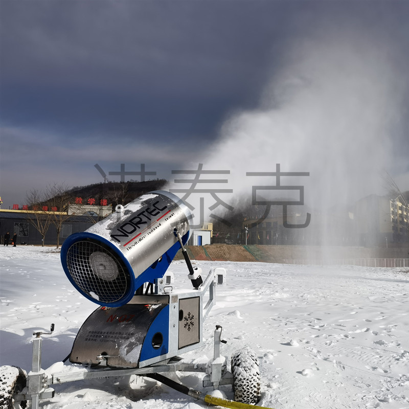 河北沧州滑雪场建设选址 诺泰克滑雪场造雪机费用