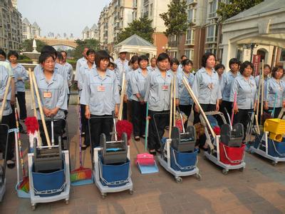 广州市天河客运站保洁服务公司，驻场清洁阿姨，办公室日常打扫
