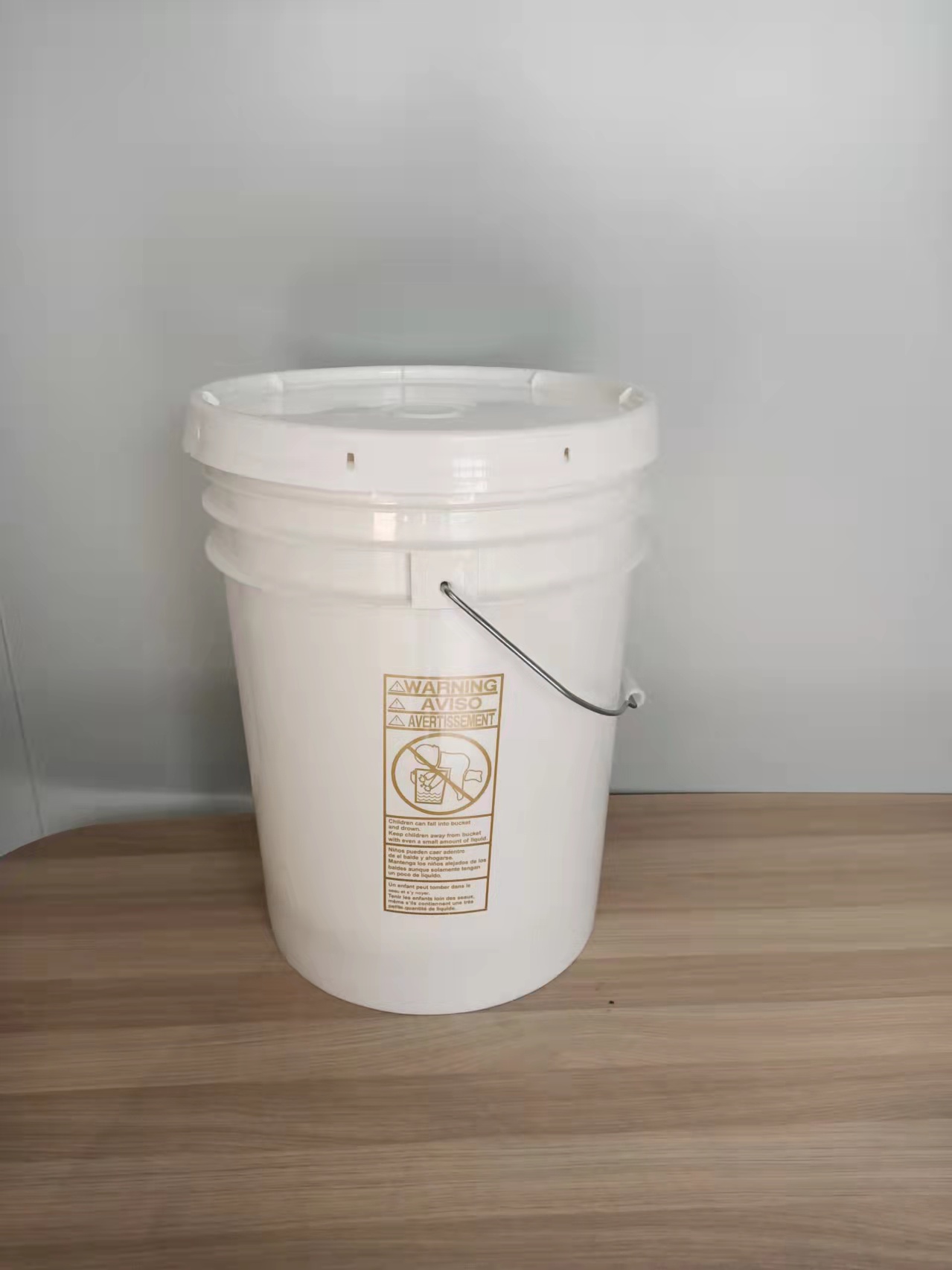 常州美式桶厂家供应新能源材料包装桶汽车胶广口注塑桶