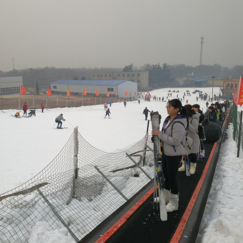 滑雪魔毯价格 滑雪场爬坡输送带设备 诺泰克魔毯厂家