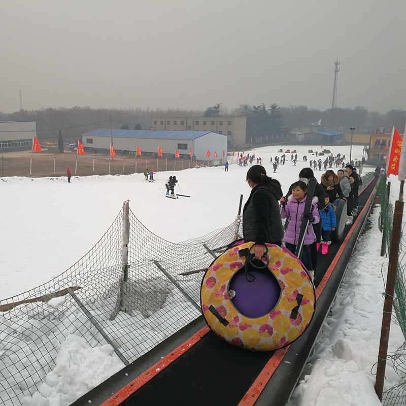 诺泰克魔毯厂家 滑雪场魔毯手动遥控随意切换 雪场输送人员设备