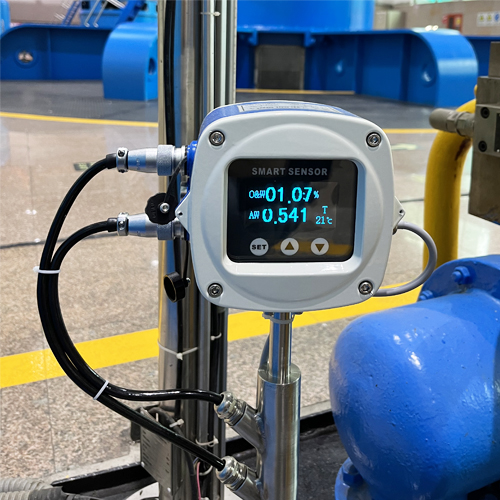 智能油微水变送器 润滑油油箱油槽插入式油中含水率监测仪