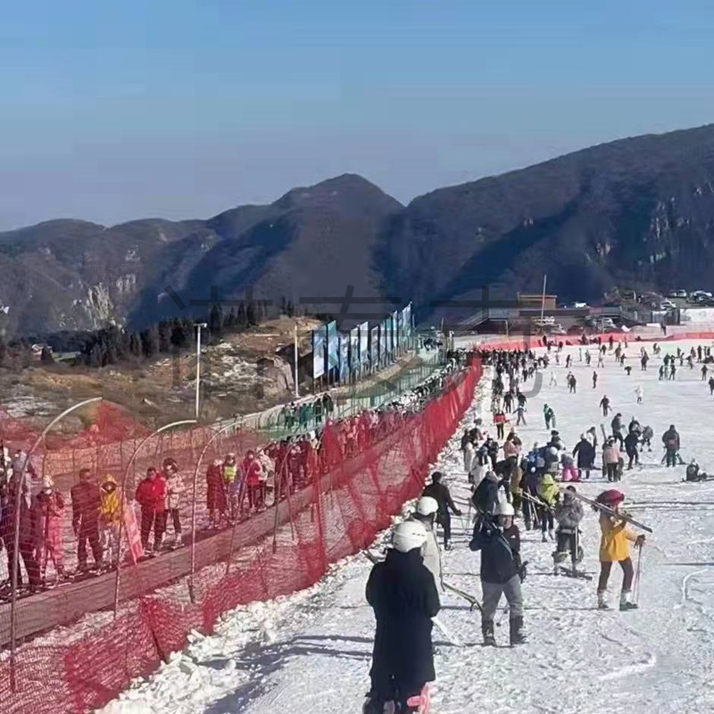 滑雪场魔毯自动感应乘客信息 机身自带防冻功能 诺泰克滑雪场魔毯