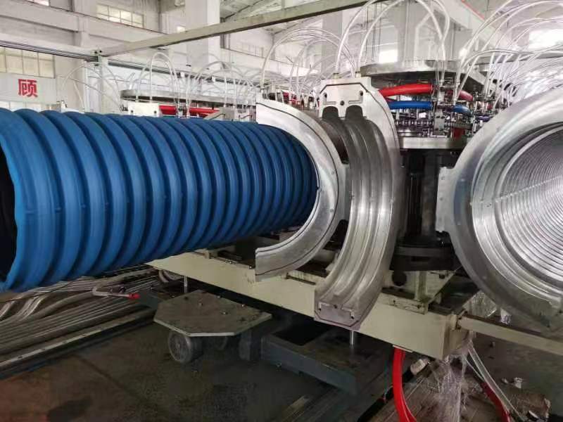 800高速双壁波纹管设备 PE大口径排水管生产线