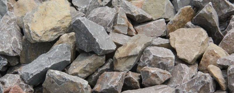 供应石灰石与石灰粉与广西石英砂的用途