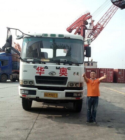 上海港拖车报关 上海本地拖车 上海集装箱车队