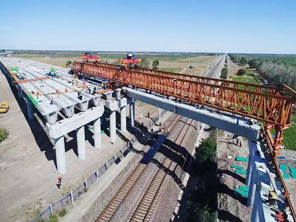 广西钦州架桥机出租40米180吨架桥机价格