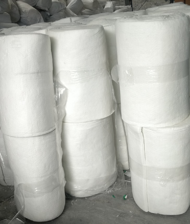 供应沧州硅酸铝纤维毯 1000度隔热材料 消防卷帘毯保温材料