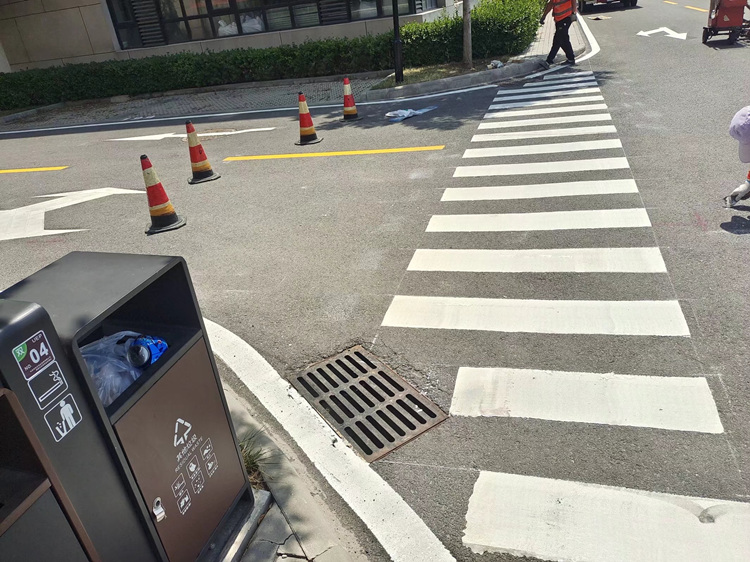 天津滨海新区地下车库划标线 乡村道路划线 车间地库划线价格