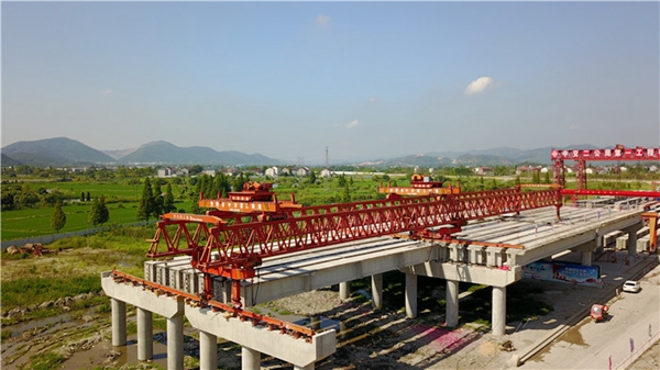 贵州黔东架桥机厂家各种影响因素