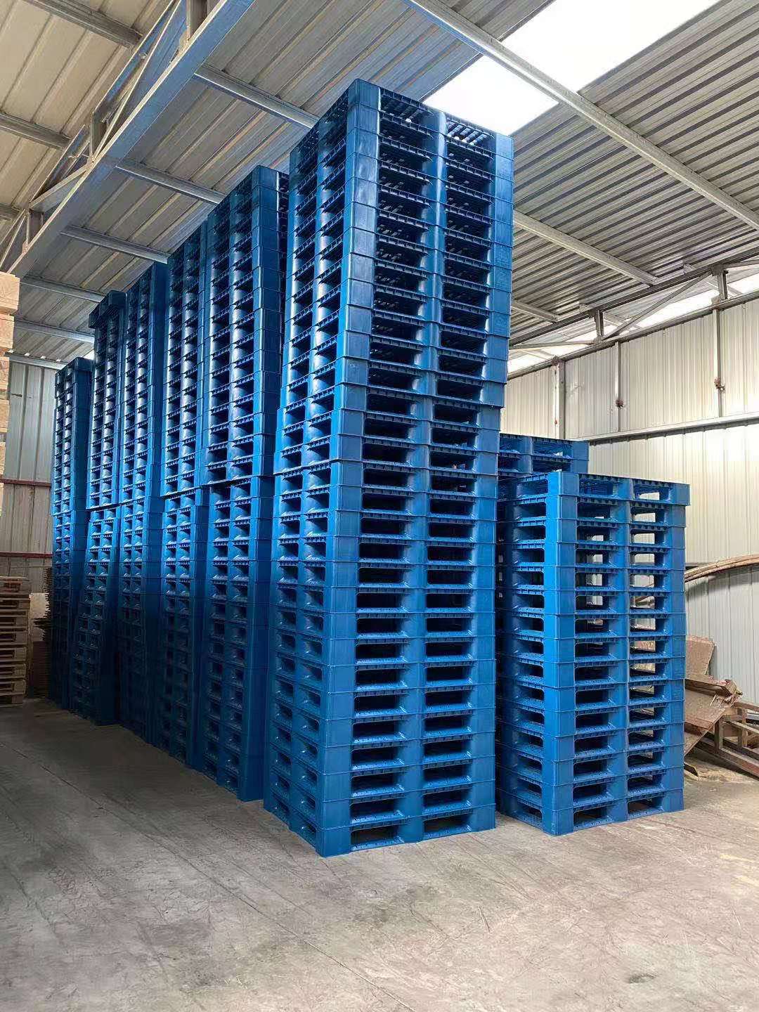 黄岛蓝色塑料托盘出口 厂家热销双面塑料栈板环保食品厂使用