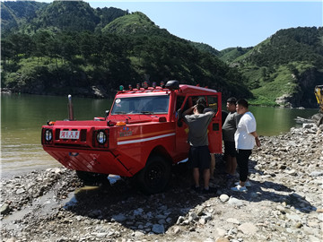 防汛救灾水陆两栖车，应急救援指挥车，强险车