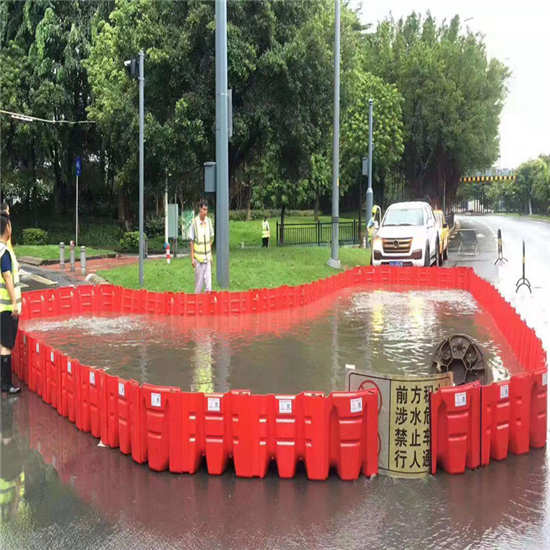 广场临时挡水用“L型挡水板”河水改道ABS组合式挡水板