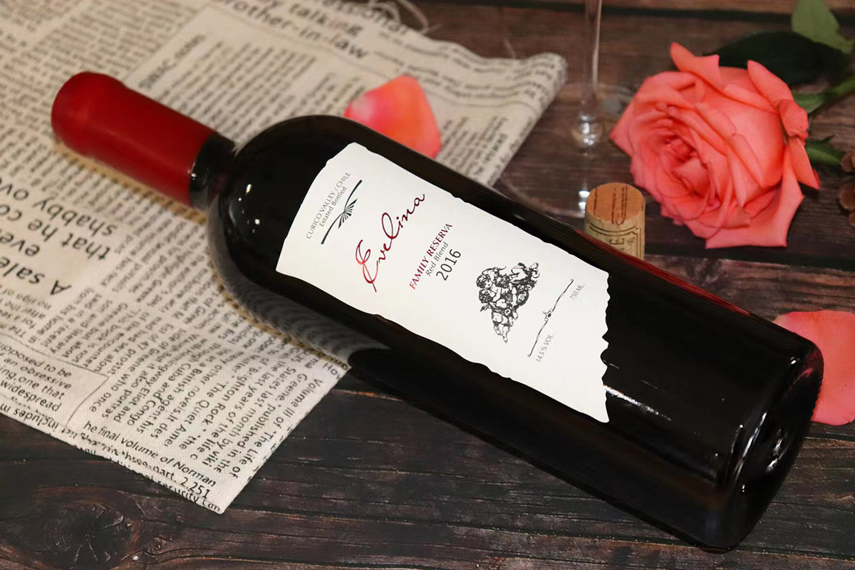 伊芙琳娜家族珍藏红葡萄酒智利原瓶进口