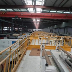 防静电地板铺设工艺生产装备
