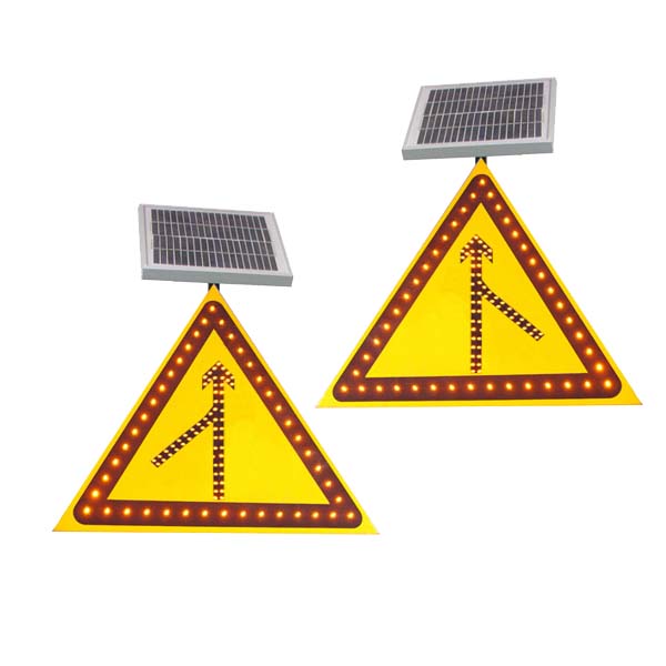 供应三角形交通标志牌 太阳能合流标志牌价格 led点阵发光标志牌厂家