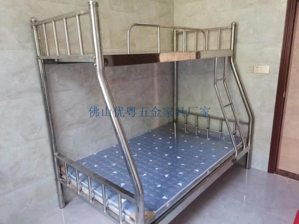 广西学生钢木公寓床上下铺铁床工程铁架床厂家供应