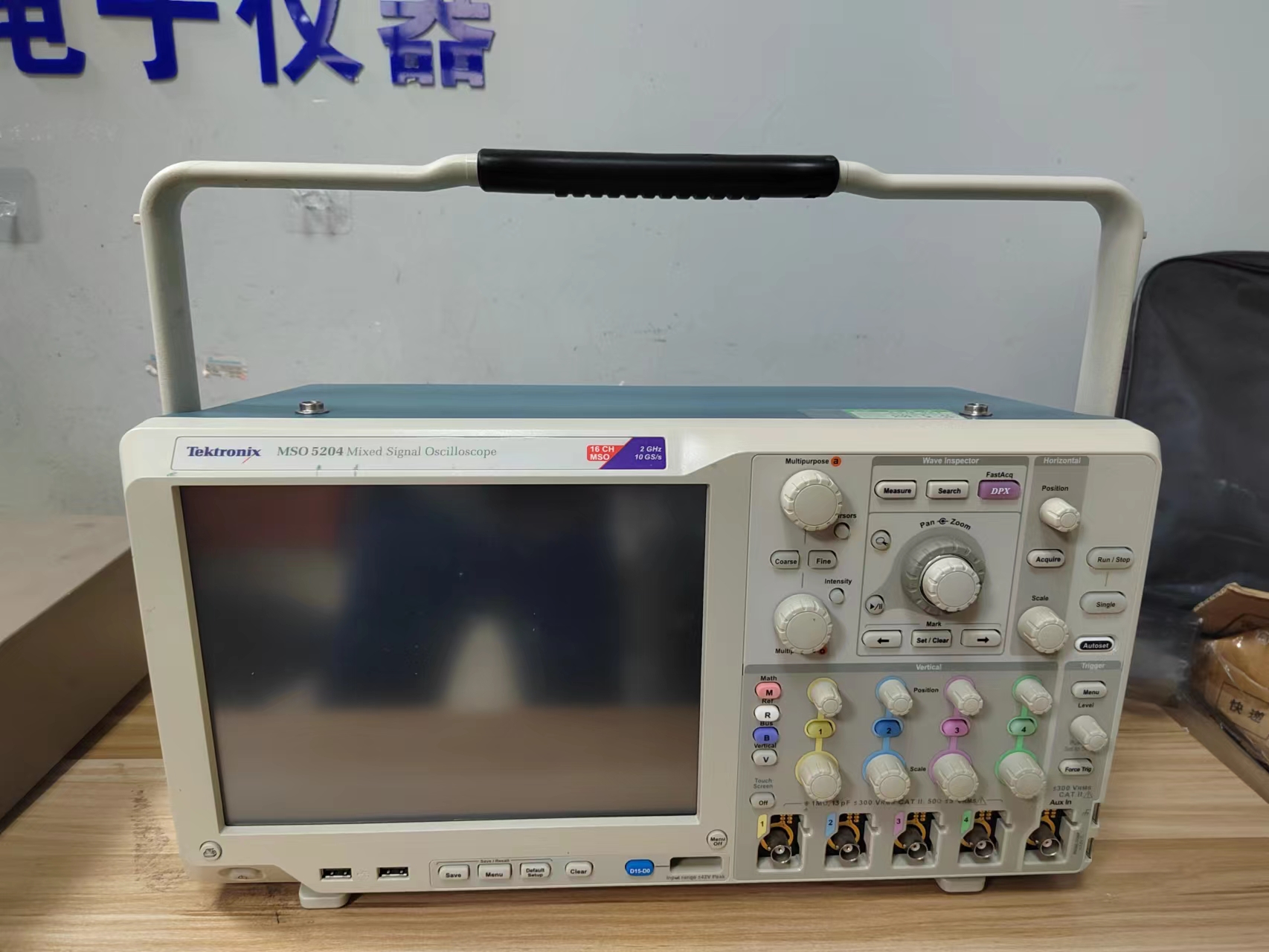 Tektronix泰克MSO5204混合信号示波器2GHz