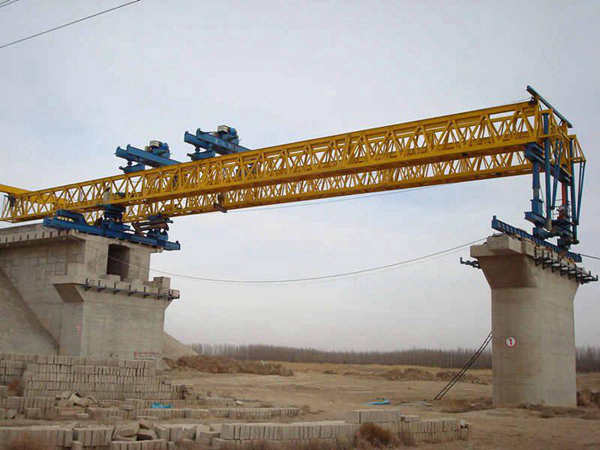 云南曲靖架桥机厂家如何拆卸和维护架桥机