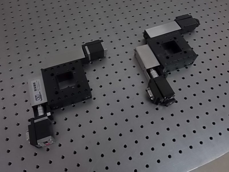精密型电动整体二维位移台ZT200-15X15位移调整定位滑台光学测量两轴位移台光学实验工作平台