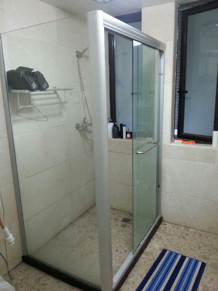 宝山区巴斯曼淋浴房维修 上海浴室玻璃门维修
