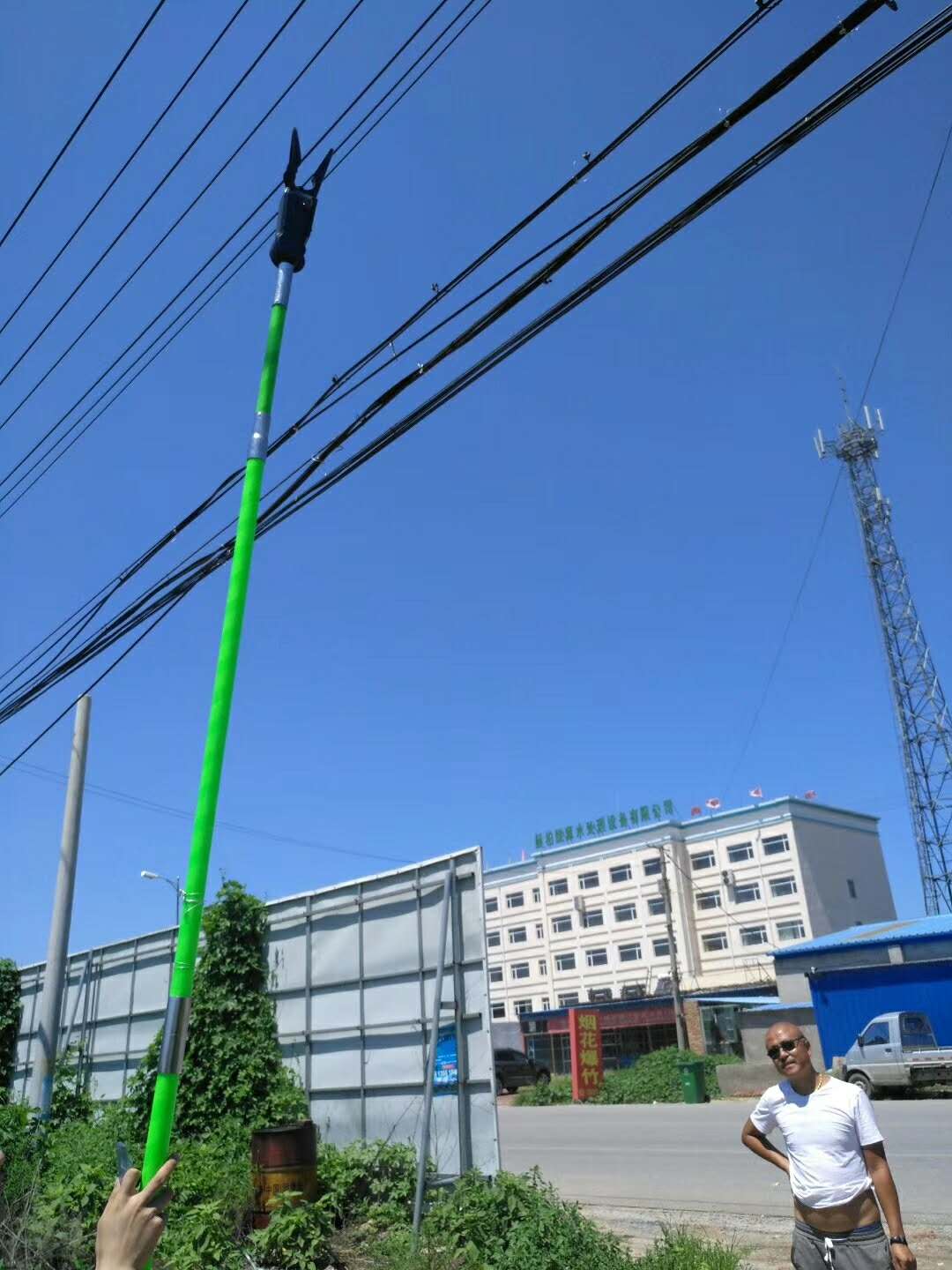 高空电缆捆扎机 智能光缆附挂机 线缆扎线机